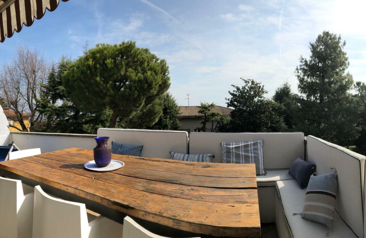 Penthouse Sirmione Close The Lake מראה חיצוני תמונה