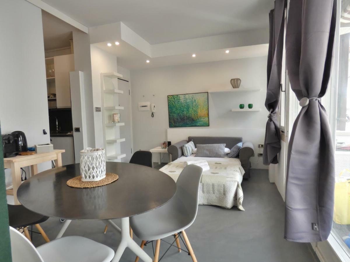 Penthouse Sirmione Close The Lake מראה חיצוני תמונה
