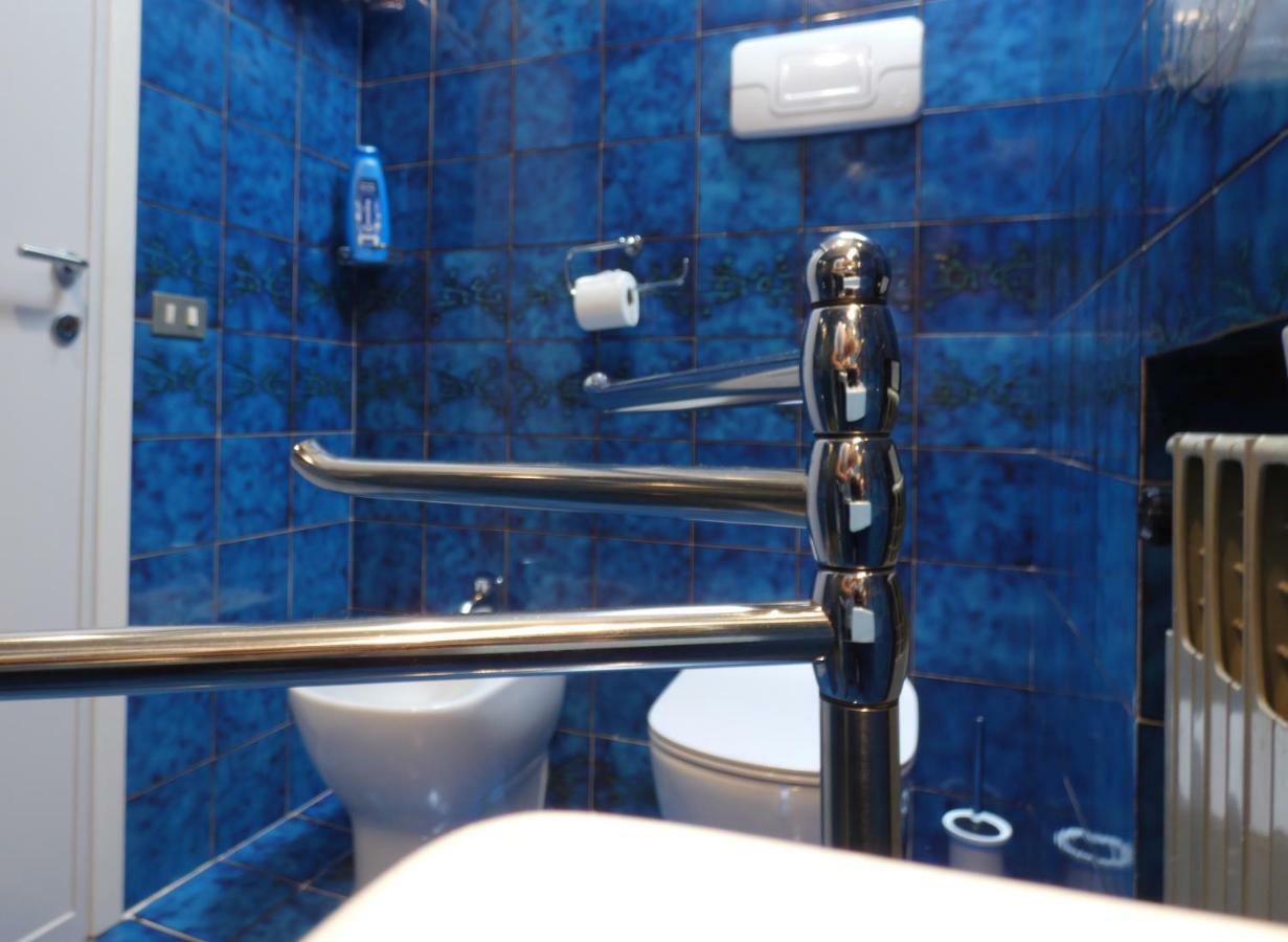 Penthouse Sirmione Close The Lake מראה חיצוני תמונה