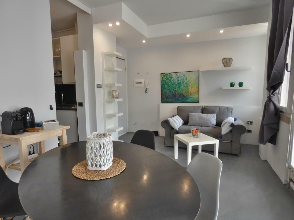 Penthouse Sirmione Close The Lake מראה חיצוני תמונה